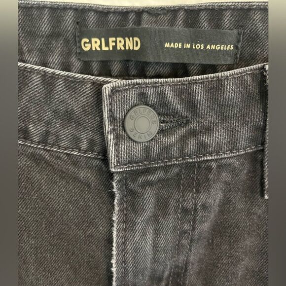 GRLFRND x Revolve low rise bootcut Split Hem Straight Leg Jeans In Black. 26 - Picture 7 of 9